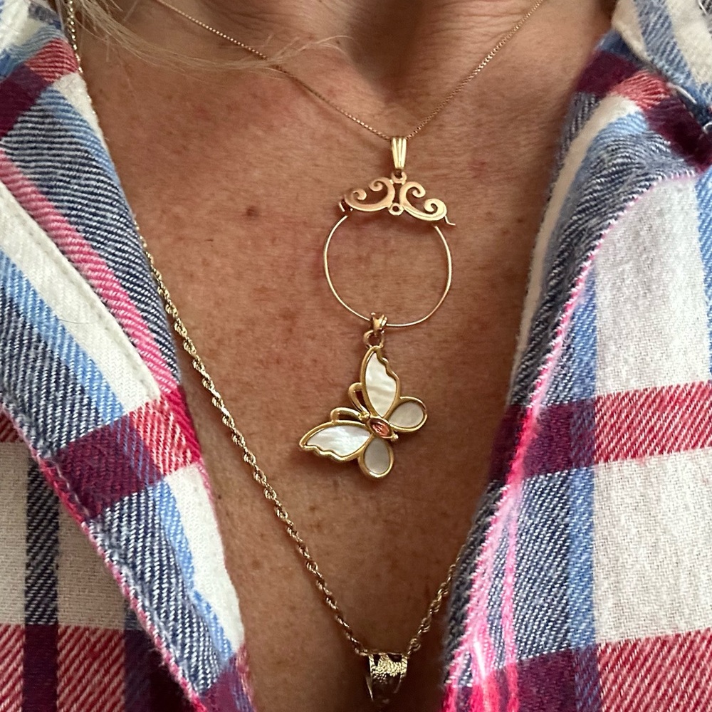 18k 14k Solid Gold Butterfly Pendant Necklace - Picture 9 of 9